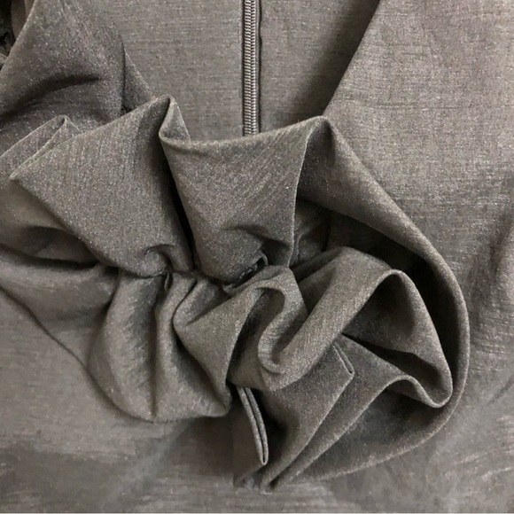 🔥 Cascading Ruffle Bodycon Dress - Picture 3 of 8